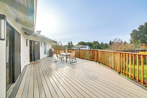 2 Mi to Ocean: Pet-friendly Abode in Aptos!