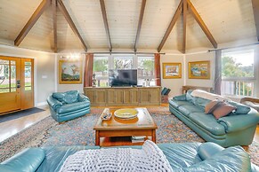 2 Mi to Ocean: Pet-friendly Abode in Aptos!