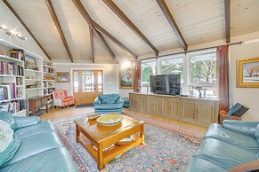 2 Mi to Ocean: Pet-friendly Abode in Aptos!
