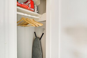 Walk to At&t Stadium: Home w/ Patio & BBQ