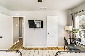 Walk to At&t Stadium: Home w/ Patio & BBQ