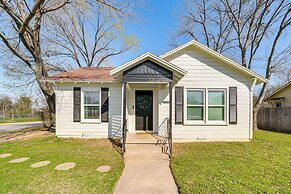 Walk to At&t Stadium: Home w/ Patio & BBQ