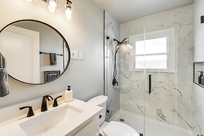 Walk to At&t Stadium: Home w/ Patio & BBQ