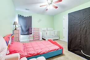 8 Mi to Dtwn: Raleigh Family Home w/ Yard