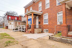 4 Mi to Inner Harbor & Jhu: Baltimore Townhome!