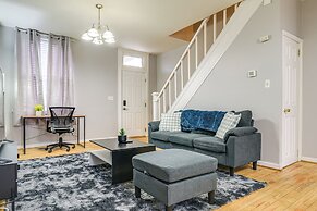 4 Mi to Inner Harbor & Jhu: Baltimore Townhome!