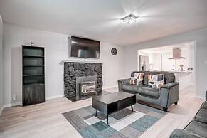 4 Mi to San Joaquin River: Remodeled Home w/ Patio