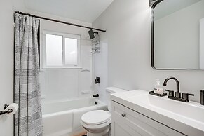 4 Mi to San Joaquin River: Remodeled Home w/ Patio