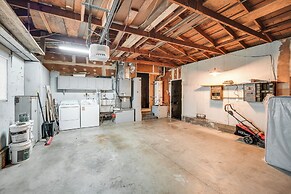 4 Mi to San Joaquin River: Remodeled Home w/ Patio