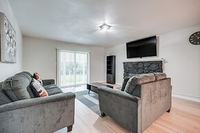 4 Mi to San Joaquin River: Remodeled Home w/ Patio