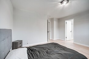 4 Mi to San Joaquin River: Remodeled Home w/ Patio