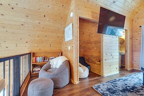 Hot Tub & Sauna: Mountain Living at Hyak Cabin!