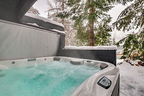 Hot Tub & Sauna: Mountain Living at Hyak Cabin!