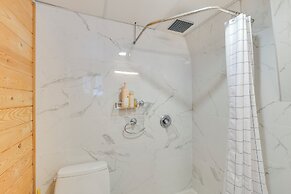 Hot Tub & Sauna: Mountain Living at Hyak Cabin!