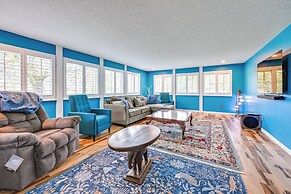 9 Mi to Spanaway Park: Home w/ Indoor Hot Tub