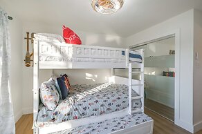 Luxe Lake Granbury Retreat: Dock, Deck & Game Room