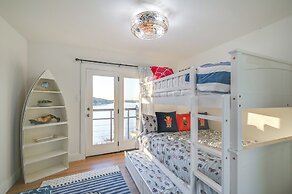 Luxe Lake Granbury Retreat: Dock, Deck & Game Room