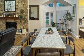 Luxe Lake Granbury Retreat: Dock, Deck & Game Room