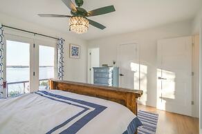 Luxe Lake Granbury Retreat: Dock, Deck & Game Room