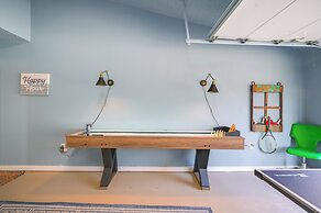 Luxe Lake Granbury Retreat: Dock, Deck & Game Room