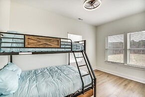 Walk to Wilkins Beach: Spacious Home w/ Hot Tub