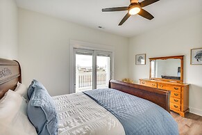 Walk to Wilkins Beach: Spacious Home w/ Hot Tub