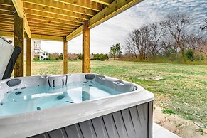 Walk to Wilkins Beach: Spacious Home w/ Hot Tub