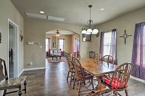 4 Mi to Circuit of the Americas: Home w/ 3 Acres