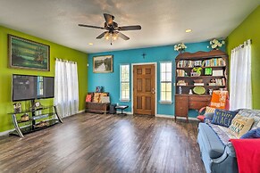 4 Mi to Circuit of the Americas: Home w/ 3 Acres