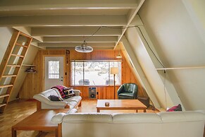 Quiet Deer River Cabin w/ Dock + Lake View!