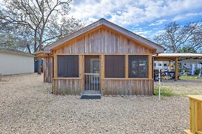 Near Steinhatchee River: Studio w/ Screened Porch!