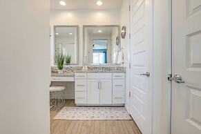 Covered Patio: Family-friendly Home in Casa Grande