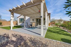 Covered Patio: Family-friendly Home in Casa Grande