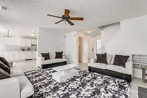 14 Mi to Lake Lanier: Family Home w/ Yard