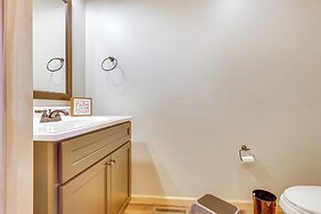 < 1 Mi to Alpine Lake: Cabin w/ Furnished Deck!