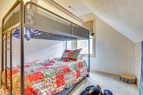 < 1 Mi to Alpine Lake: Cabin w/ Furnished Deck!