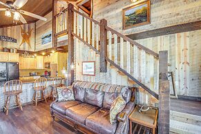 4 Mi to Wind Cave Nat'l Park: Creekside Cabin!