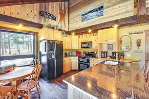 4 Mi to Wind Cave Nat'l Park: Creekside Cabin!