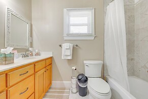 14 Mi to Raleigh: Charming Family Home!