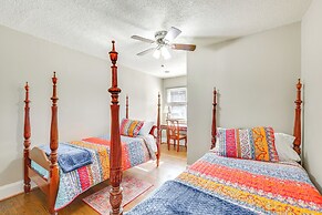 14 Mi to Raleigh: Charming Family Home!