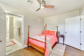 14 Mi to Raleigh: Charming Family Home!