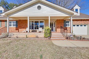 14 Mi to Raleigh: Charming Family Home!