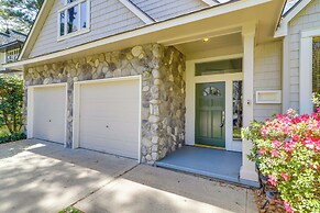 Hot Tub, Fire Pit: Retreat in The Woodlands!