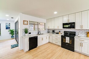 Covered Patio & Private Yard: Dallas Area Home