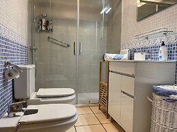 3bed Penthouse With Large Terrace & Sea View