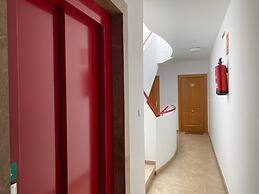 3bed Penthouse With Large Terrace & Sea View