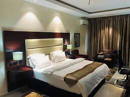PINE HILL HOTEL