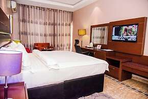 PINE HILL HOTEL