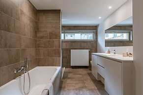 Huswell - Seaview Apartment With Spacious Terrace in Zeebrugge