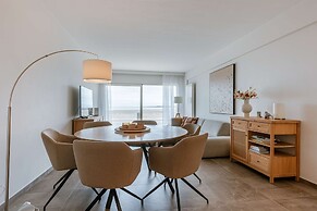 Huswell - Seaview Apartment With Spacious Terrace in Zeebrugge